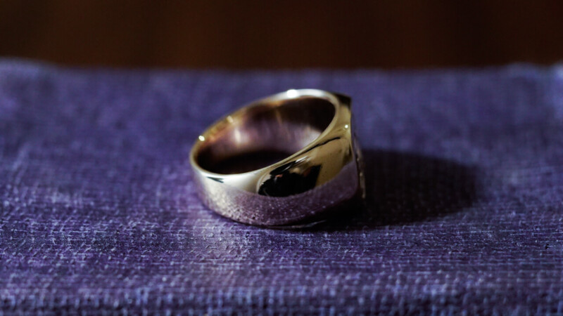 【Bespoke Order】Hand Engraved 『10KYO』 Square Signet Ring(9ct Gold) KM_9 【Bespoke Order】Hand Engraved 『10KYO』 Square Signet Ring(9ct Gold) KM_9