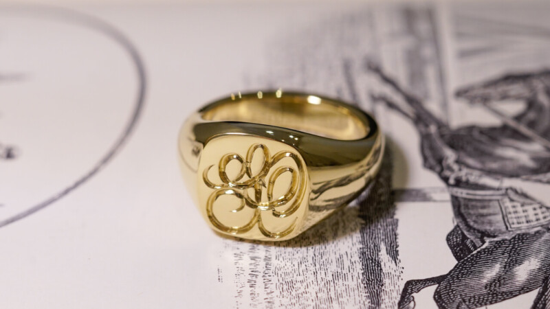 【Bespoke Order】Hand Engraved Mellow Square Signet Ring(18ct Yellow Gold) 「SO」_2 【Bespoke Order】Hand Engraved Mellow Square Signet Ring(18ct Yellow Gold) 「SO」_2