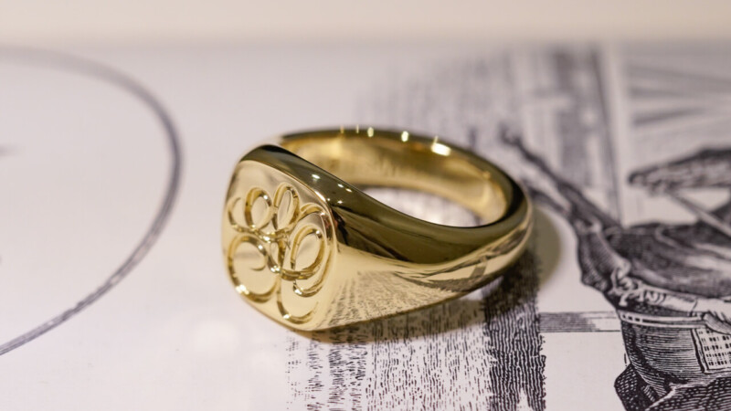 【Bespoke Order】Hand Engraved Mellow Square Signet Ring(18ct Yellow Gold) 「SO」_3 【Bespoke Order】Hand Engraved Mellow Square Signet Ring(18ct Yellow Gold) 「SO」_3