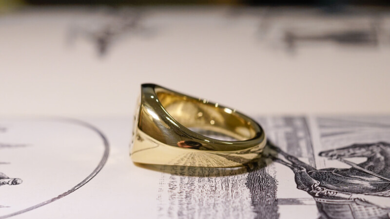 【Bespoke Order】Hand Engraved Mellow Square Signet Ring(18ct Yellow Gold) 「SO」_4 【Bespoke Order】Hand Engraved Mellow Square Signet Ring(18ct Yellow Gold) 「SO」_4