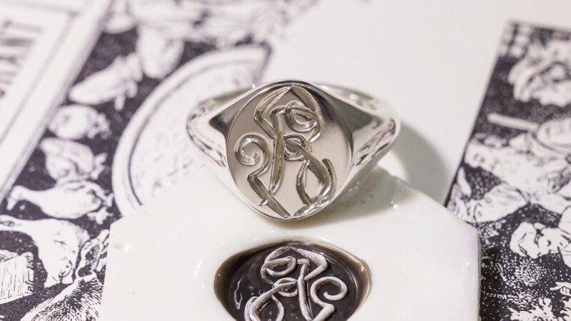 【Semi-custom made】Hand Engraved Oval Signet Ring(Sv925) 「RS」_4