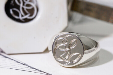 【Bespoke Order】Hand Engraved Circle Signet Ring(Sv925)「S」 【Bespoke Order】Hand Engraved Circle Signet Ring(Sv925)「S」