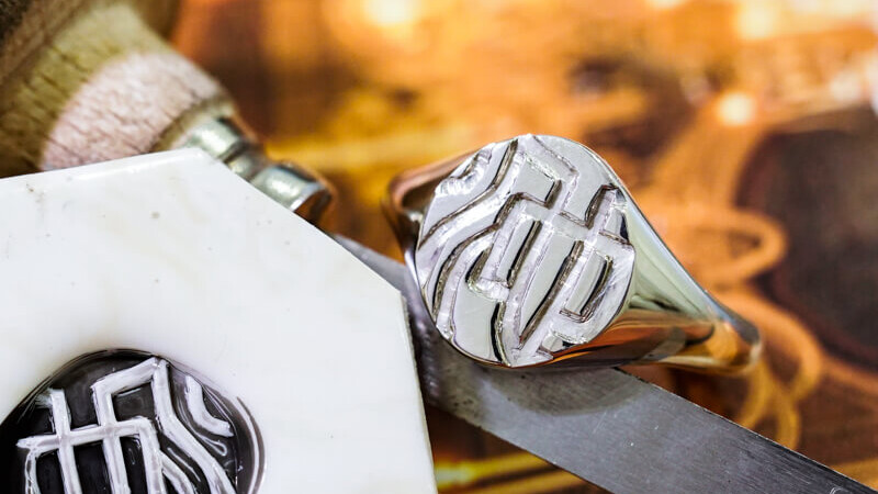 「池(印相体)」 漢字のデザイン