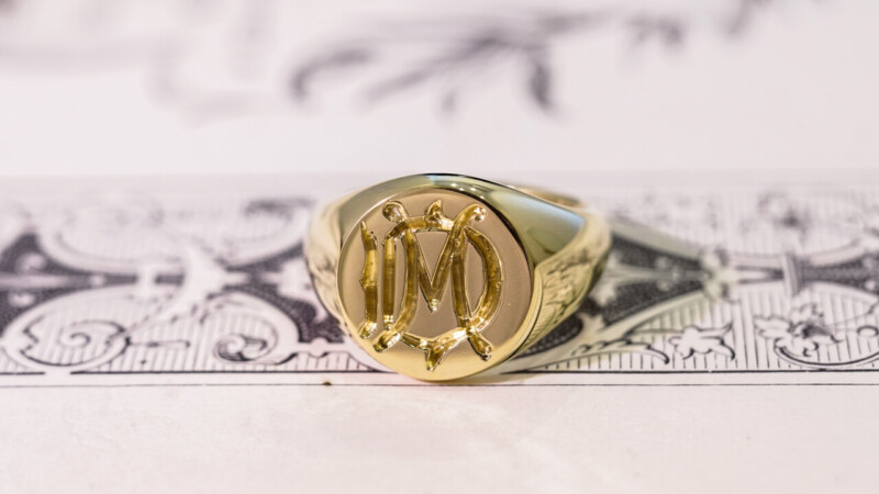 【Bespoke Order】Hand Engraved Circle Signet Ring(18ct Yellow Gold)「MD」_15 【Bespoke Order】Hand Engraved Circle Signet Ring(18ct Yellow Gold)「MD」_15