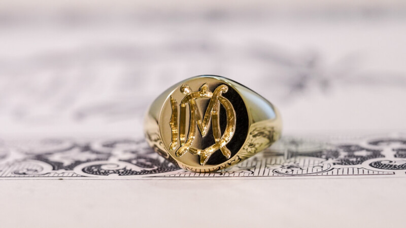 【Bespoke Order】Hand Engraved Circle Signet Ring(18ct Yellow Gold)「MD」_6 【Bespoke Order】Hand Engraved Circle Signet Ring(18ct Yellow Gold)「MD」_6