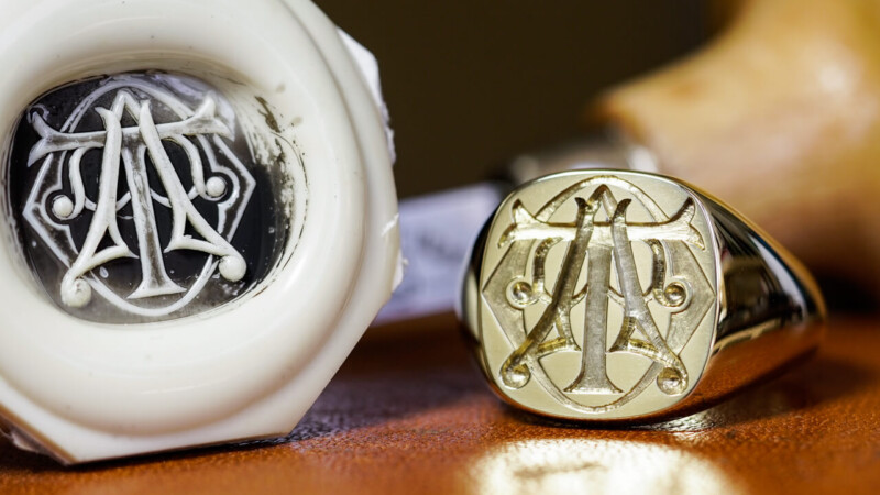 Hand Engraved Mellow Square Signet Ring(Brass)「OAT」 Hand Engraved Mellow Square Signet Ring(Brass)「OAT」