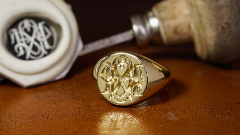 Hand Engraved Circle Signet Ring「HOPE,Bell」(K18YG)_2