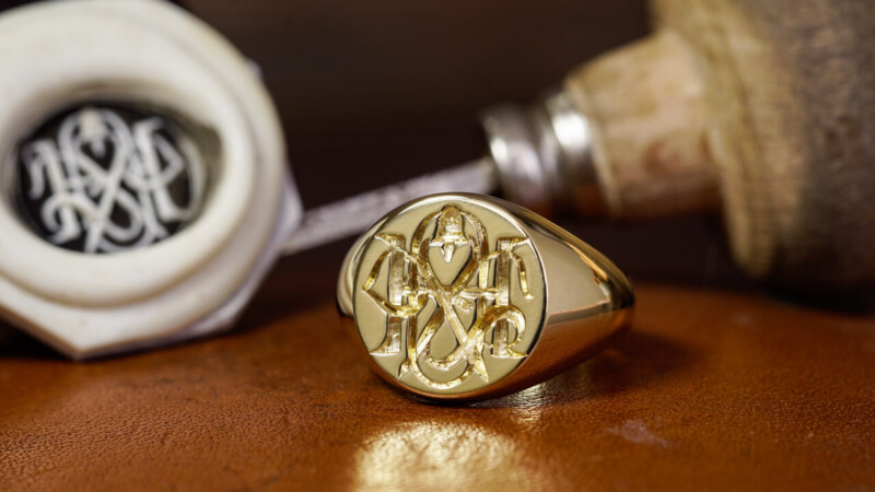 Hand Engraved Circle Signet Ring「HOPE,Bell」(K18YG)_3