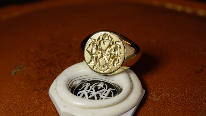 Hand Engraved Circle Signet Ring「HOPE,Bell」(K18YG)_6