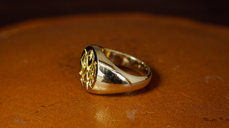 Hand Engraved Circle Signet Ring「HOPE,Bell」(K18YG)_9