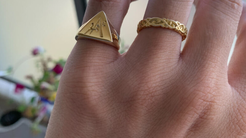 【Bespoke Order】Hand Engraved Triangle Signet Ring(18ct Yellow Gold)「A,桃の花と枝」_15 【Bespoke Order】Hand Engraved Triangle Signet Ring(18ct Yellow Gold)「A,桃の花と枝」_15