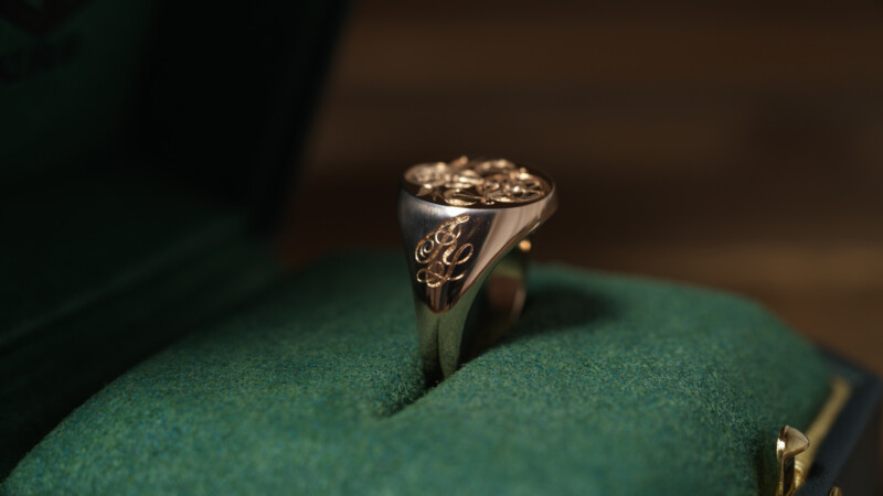 Hand Engraved Oval Signet Ring(K18PG) 「天球儀+天秤+リンゴ」+「JY(側面彫刻)」_4 Hand Engraved Oval Signet Ring(K18PG) 「天球儀+天秤+リンゴ」+「JY(側面彫刻)」_4