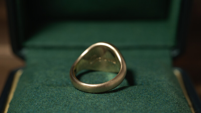 Hand Engraved Oval Signet Ring(K14YG) 「K+家紋(西六条家藤)+太陽」+「Strentle(裏面彫刻)」_10 Hand Engraved Oval Signet Ring(K14YG) 「K+家紋(西六条家藤)+太陽」+「Strentle(裏面彫刻)」_10
