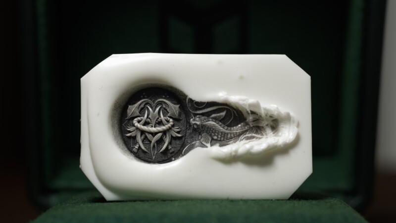Hand Engraved Oval Signet Ring(K18YG)「MT（アヤメ）＋家紋（組み合い角に三つ星）＋綱（結び）」＋「Y＋登り鯉（側面彫刻）」_22