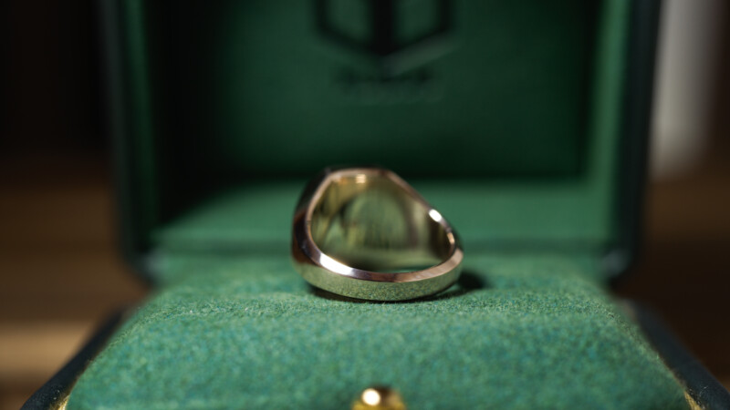 Hand Engraved Octagon Signet Ring(K9YG)「M＋アザミ」_7