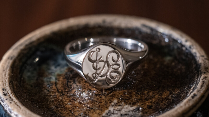 【Semi-custom made】The My Way×KUBUS Hand Engraved Oval Signet Ring(Sv925) HIDE 【Semi-custom made】The My Way×KUBUS Hand Engraved Oval Signet Ring(Sv925) HIDE
