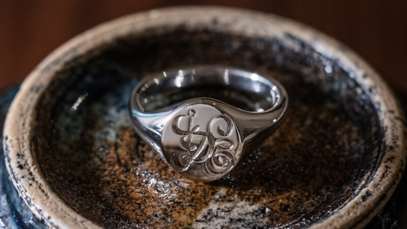 【Semi-custom made】The My Way×KUBUS Hand Engraved Oval Signet Ring(Sv925) HIDE_3 【Semi-custom made】The My Way×KUBUS Hand Engraved Oval Signet Ring(Sv925) HIDE_3