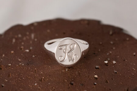 【Semi-custom made】The My Way×KUBUS Hand Engraved Oval Signet Ring(Sv925)TNKI 【Semi-custom made】The My Way×KUBUS Hand Engraved Oval Signet Ring(Sv925)TNKI