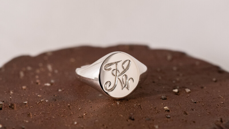 【Semi-custom made】The My Way×KUBUS Hand Engraved Oval Signet Ring(Sv925)TNKI4 【Semi-custom made】The My Way×KUBUS Hand Engraved Oval Signet Ring(Sv925)TNKI4